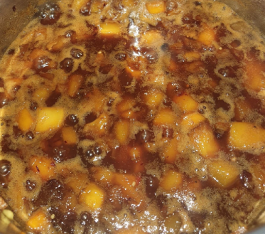 Image of inside pot of finished chutney